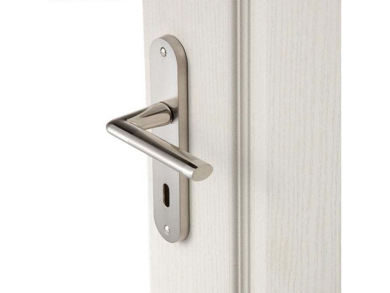 Poignées de porte en fer faites à la main avec plaques de clé assorties