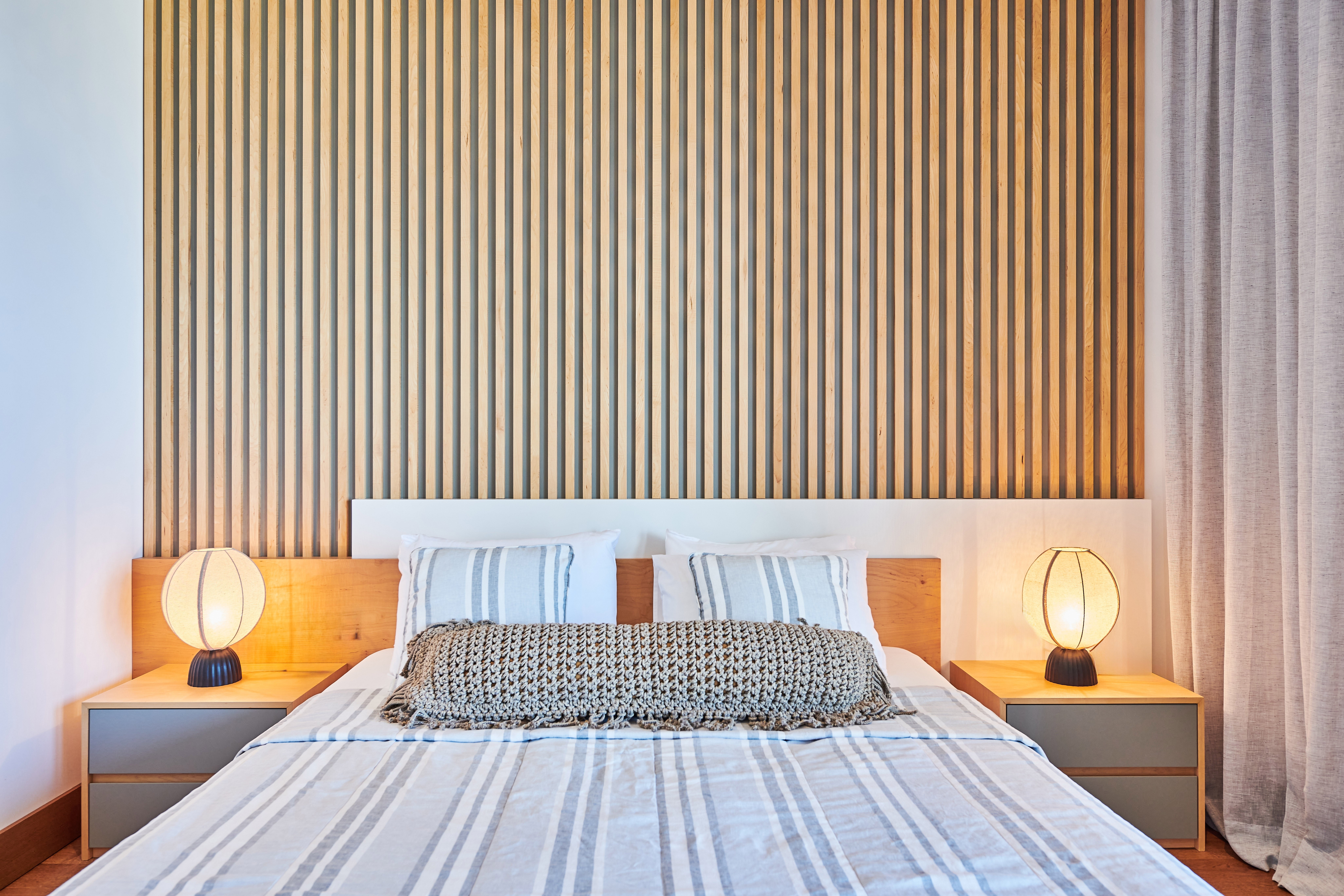 Panneau bois décoratif : idées et inspirations pour sublimer vos murs intérieurs