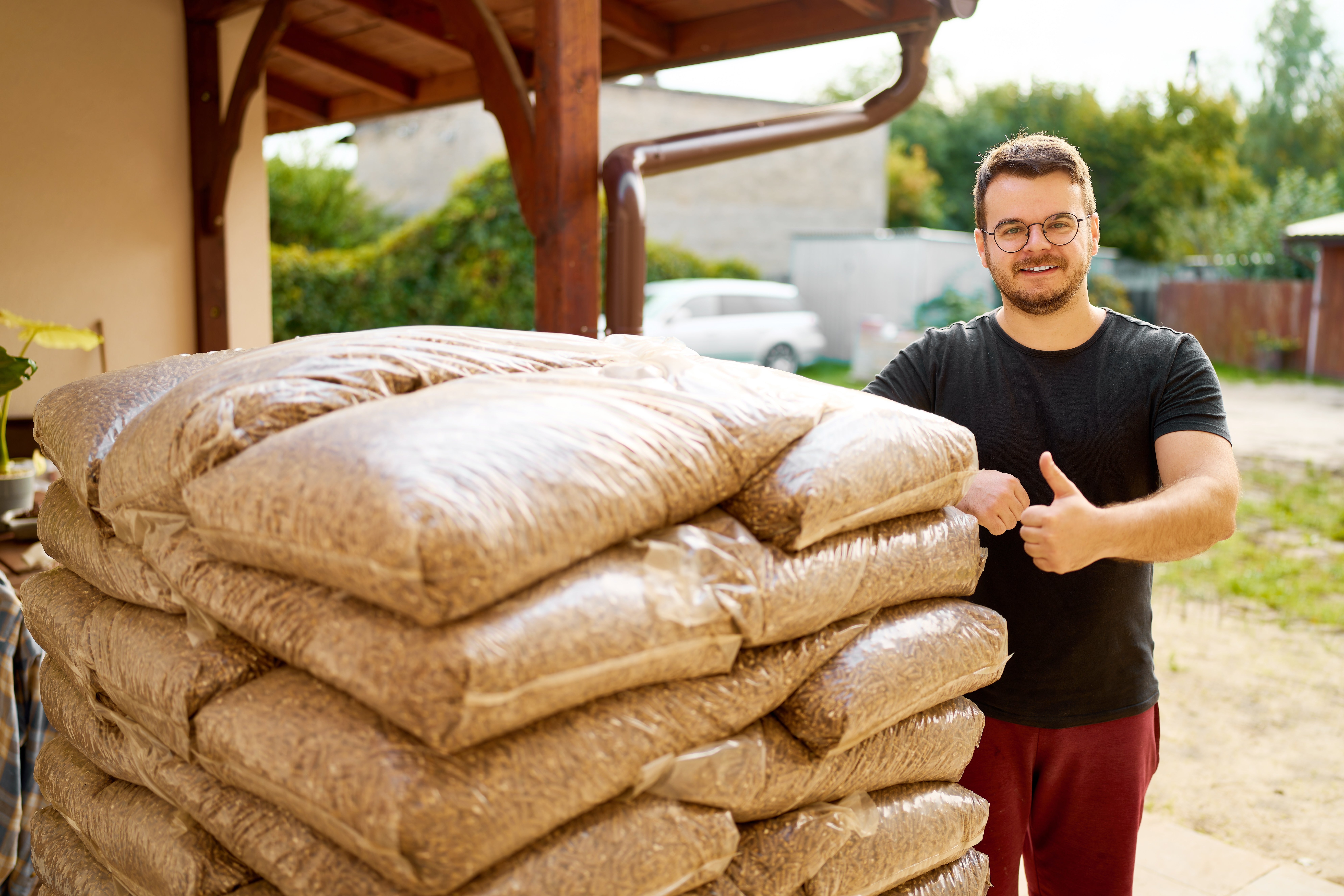 Quels pellets de bois choisir ? Les critères qui font vraiment la différence