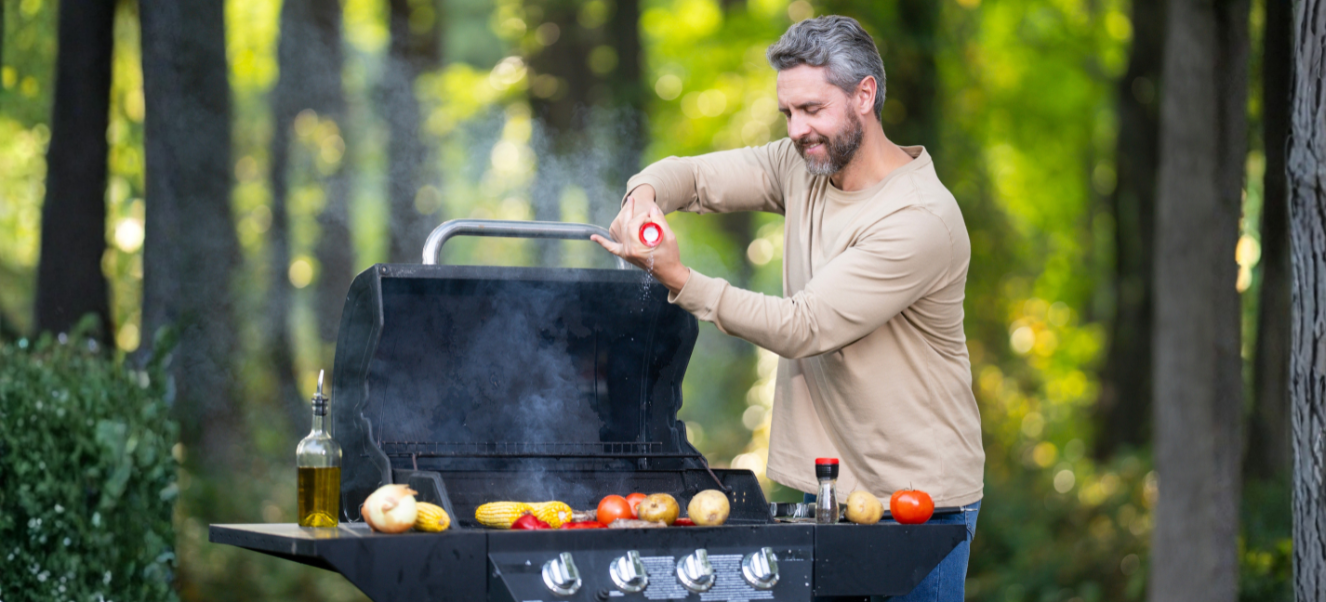 Barbecue ou plancha : le guide pour trouver le cadeau de Fête des Pères parfait