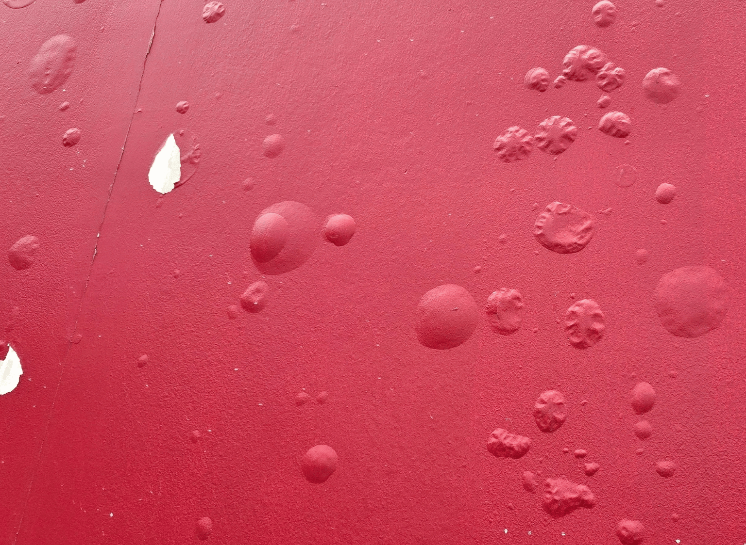 Ma peinture acrylique cloque : que faire ?