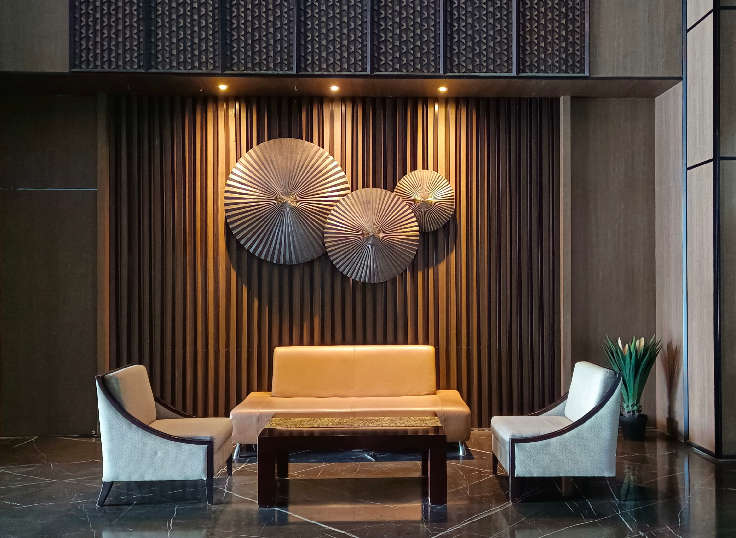 Tasseaux de bois : 3 idées déco pour transformer votre intérieur avec style