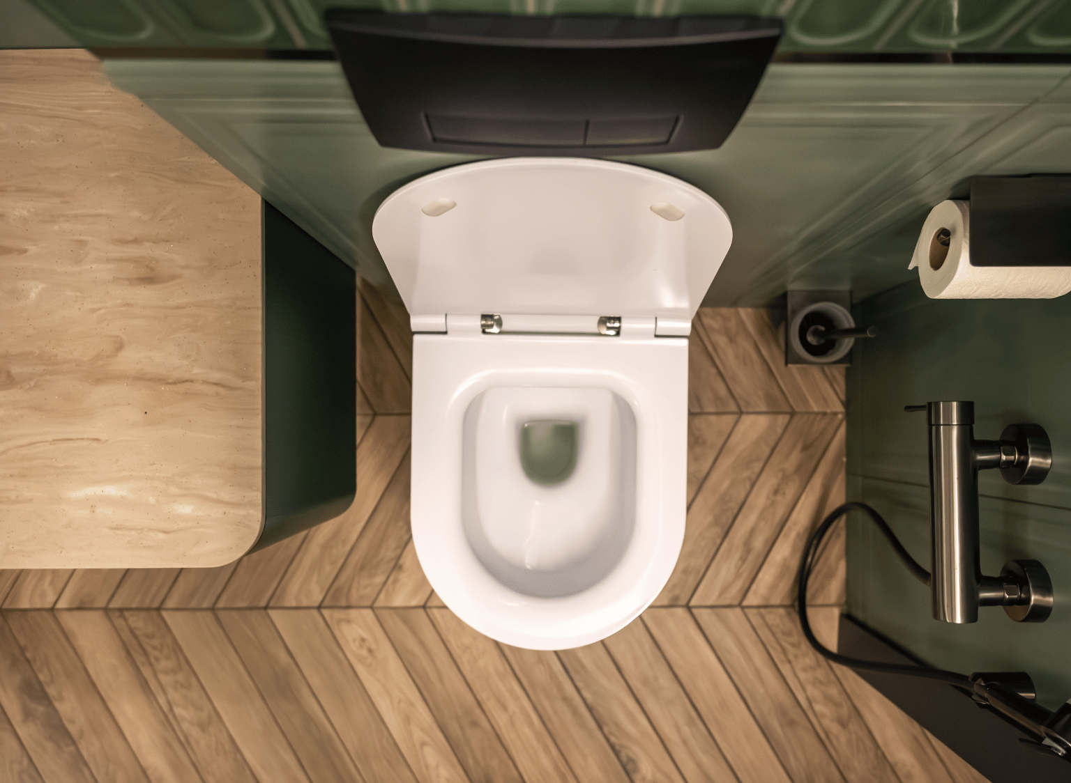 MDF, thermodur ou bois : quel matériau choisir pour un abattant de WC ?